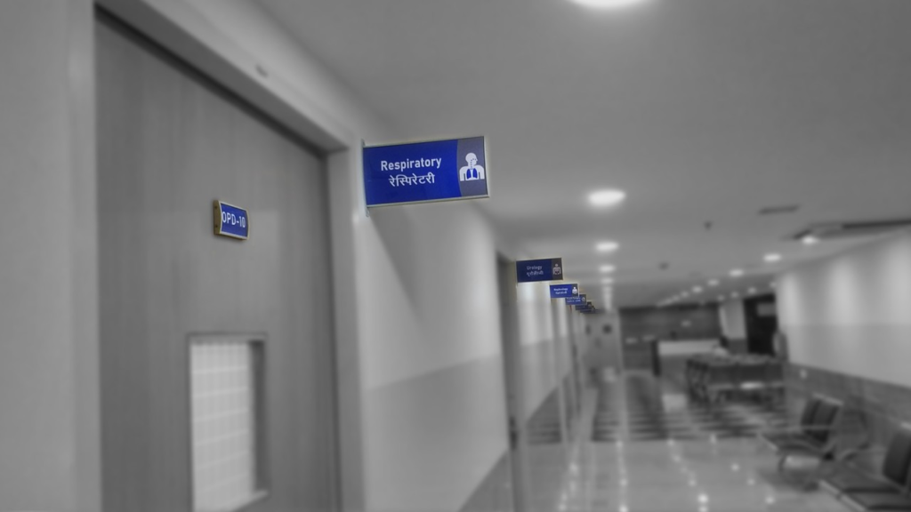 5 Must-Have Features In Healthcare Signage